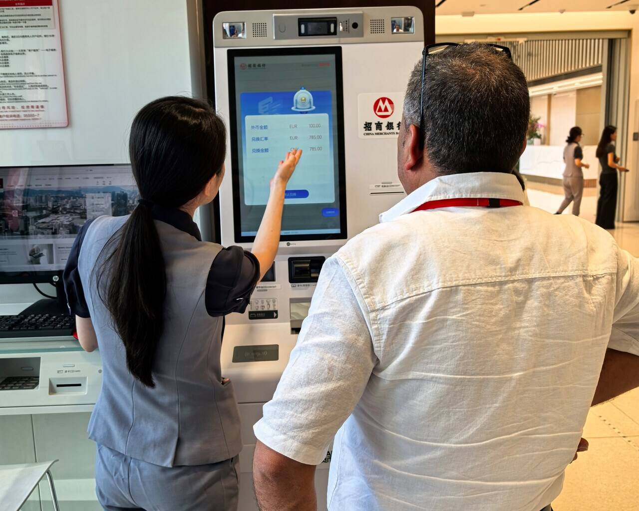 最新医保卡提取现金方法自助提款机方法分析(最方便真实的宣威医疗保障卡怎么提取现金方法)